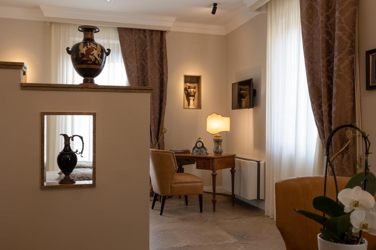 Domus Clelia Paestum Antica Luxury Rooms Exterior photo